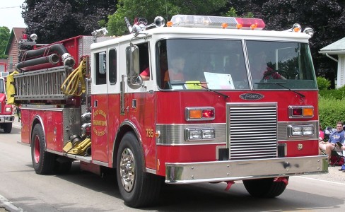 070433fireengine (63K)