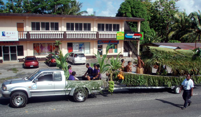 Pohnpei_campus_float