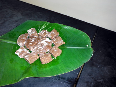 mahng idihd in banana leaf