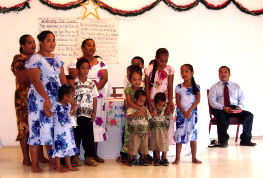 childrens family choir 12/30/07 03:17 PM