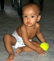 10 April 2001: Marlin plays ball