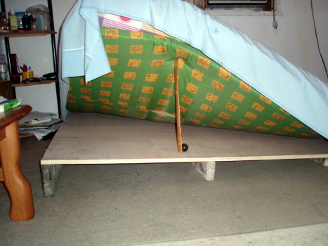 Sloped bed