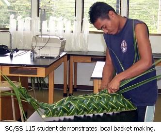 Student in Ethnobotany weaves a Pohnpeian kiam