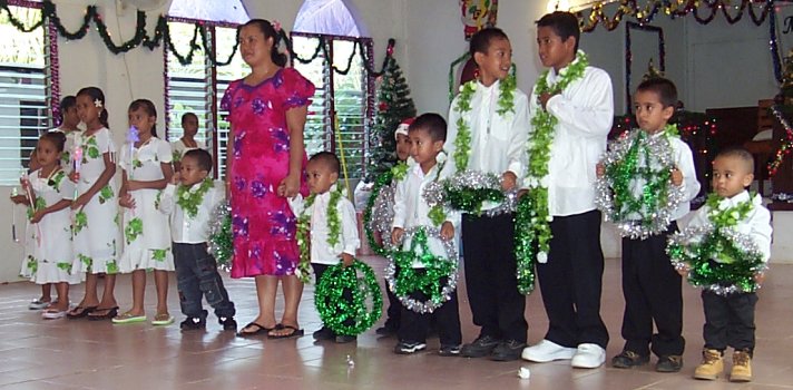 Kosraen childrens choir